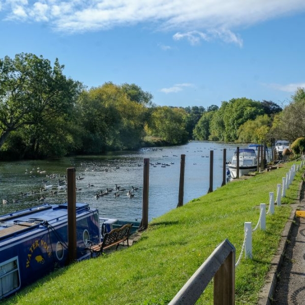Mapledurham Lock in Purley on Thames. I remember many walks along the river here.